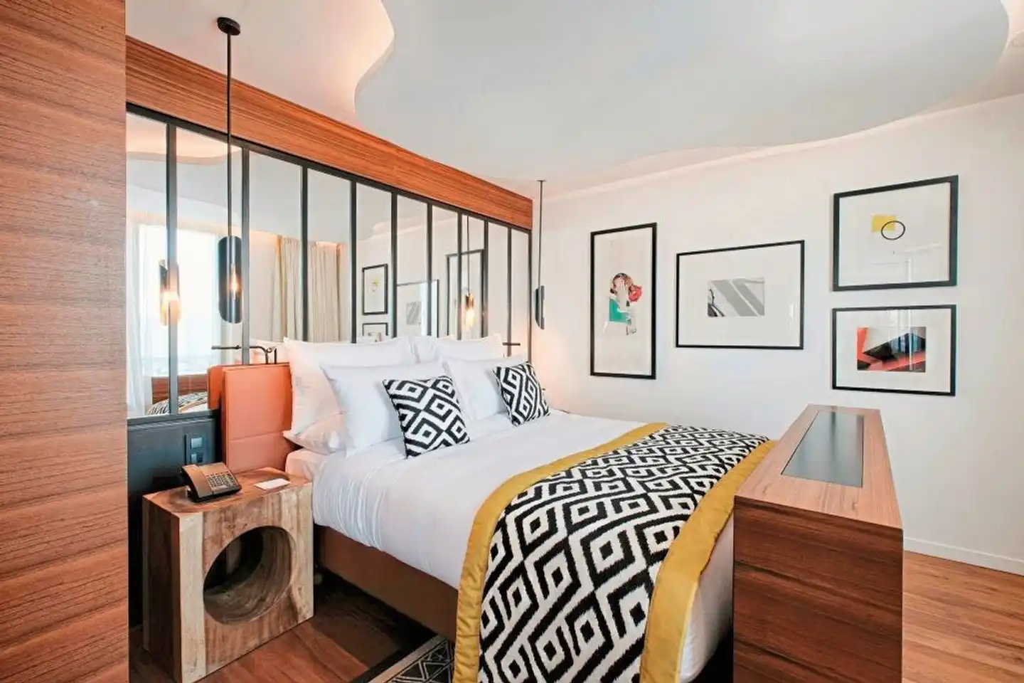 Renaissance Paris Republique Hotel Wohnbeispiel
