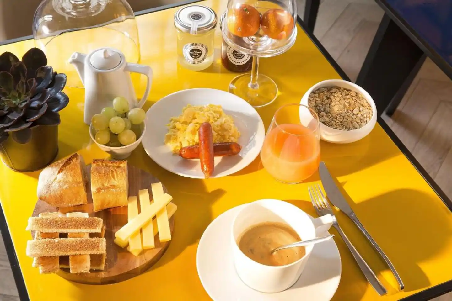 Les Matins de Paris Restaurant