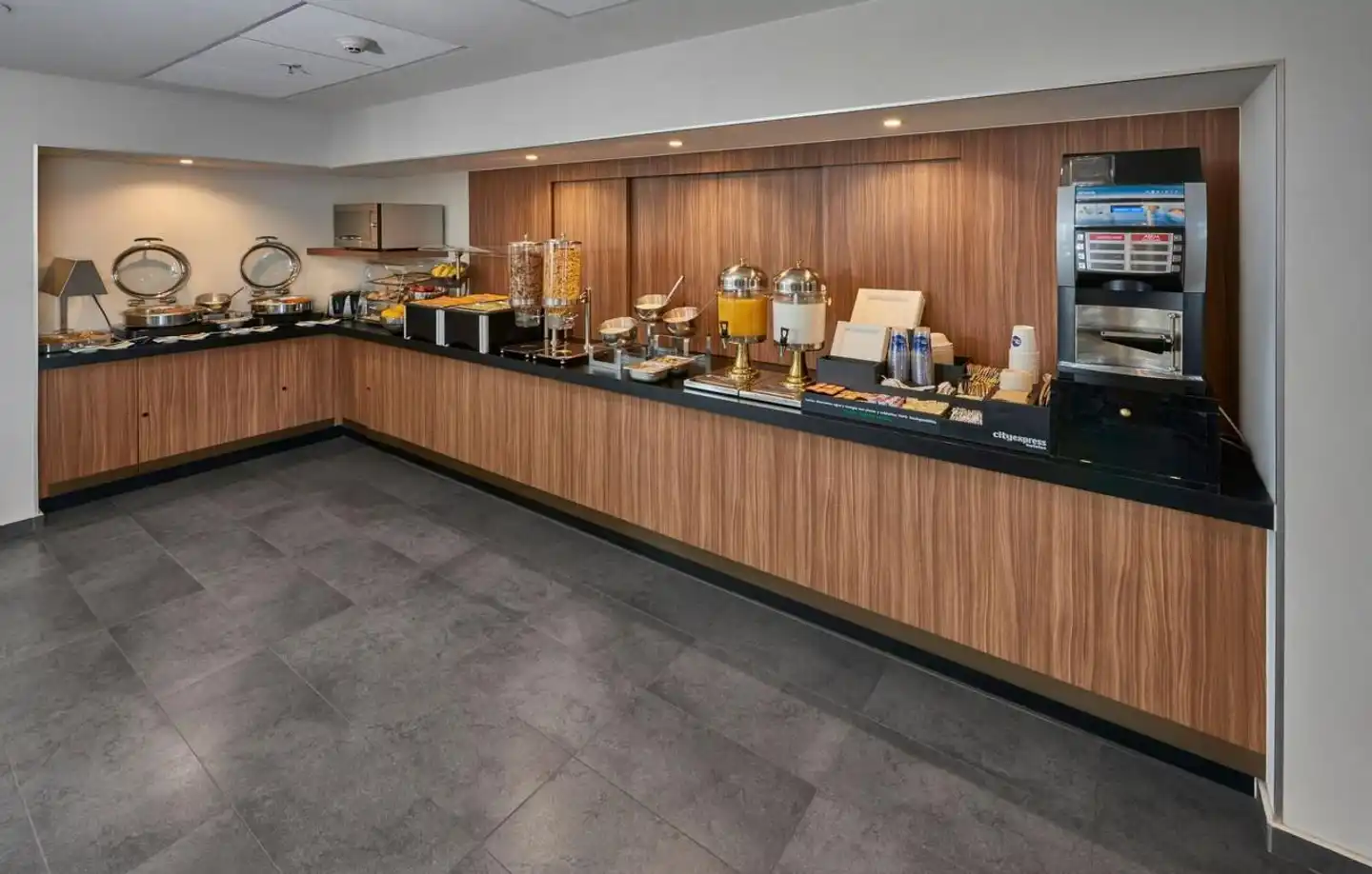 City Express by Marriott Altamira Bar