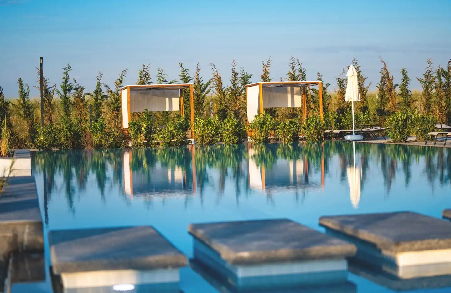 Wave Resort Pool