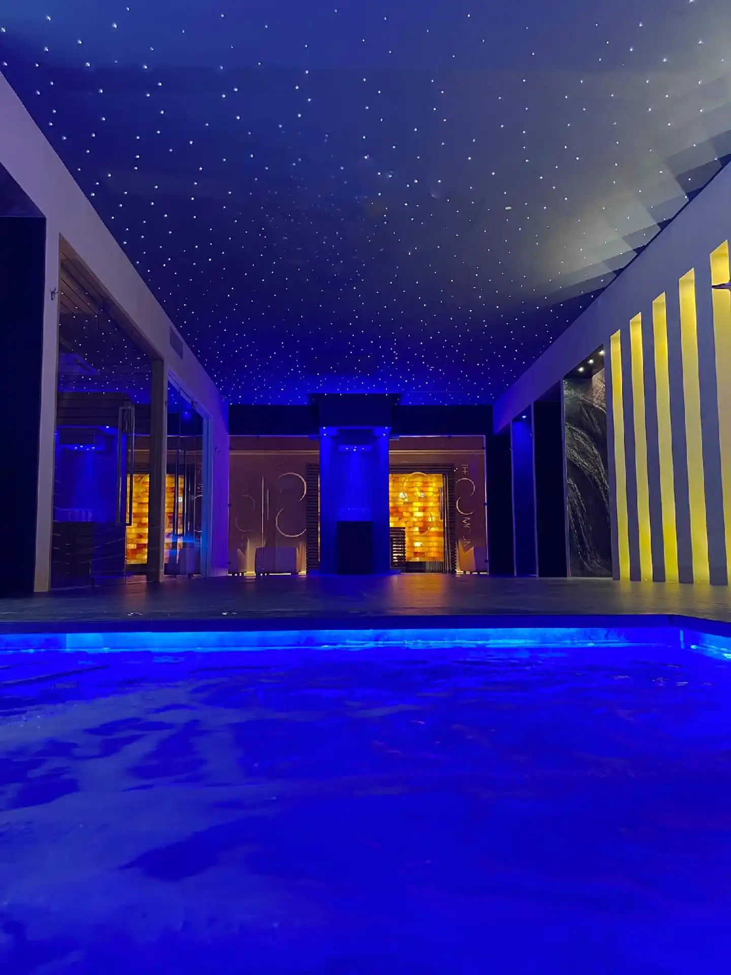 The Moon Boutique Hotel Hallenbad