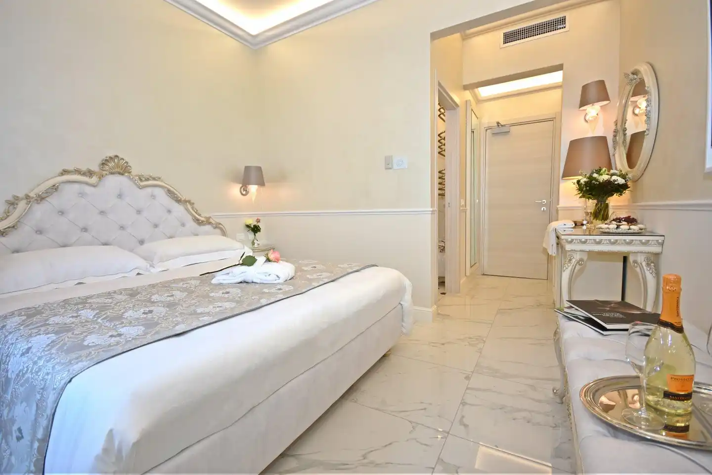 The Moon Boutique Hotel Wohnbeispiel