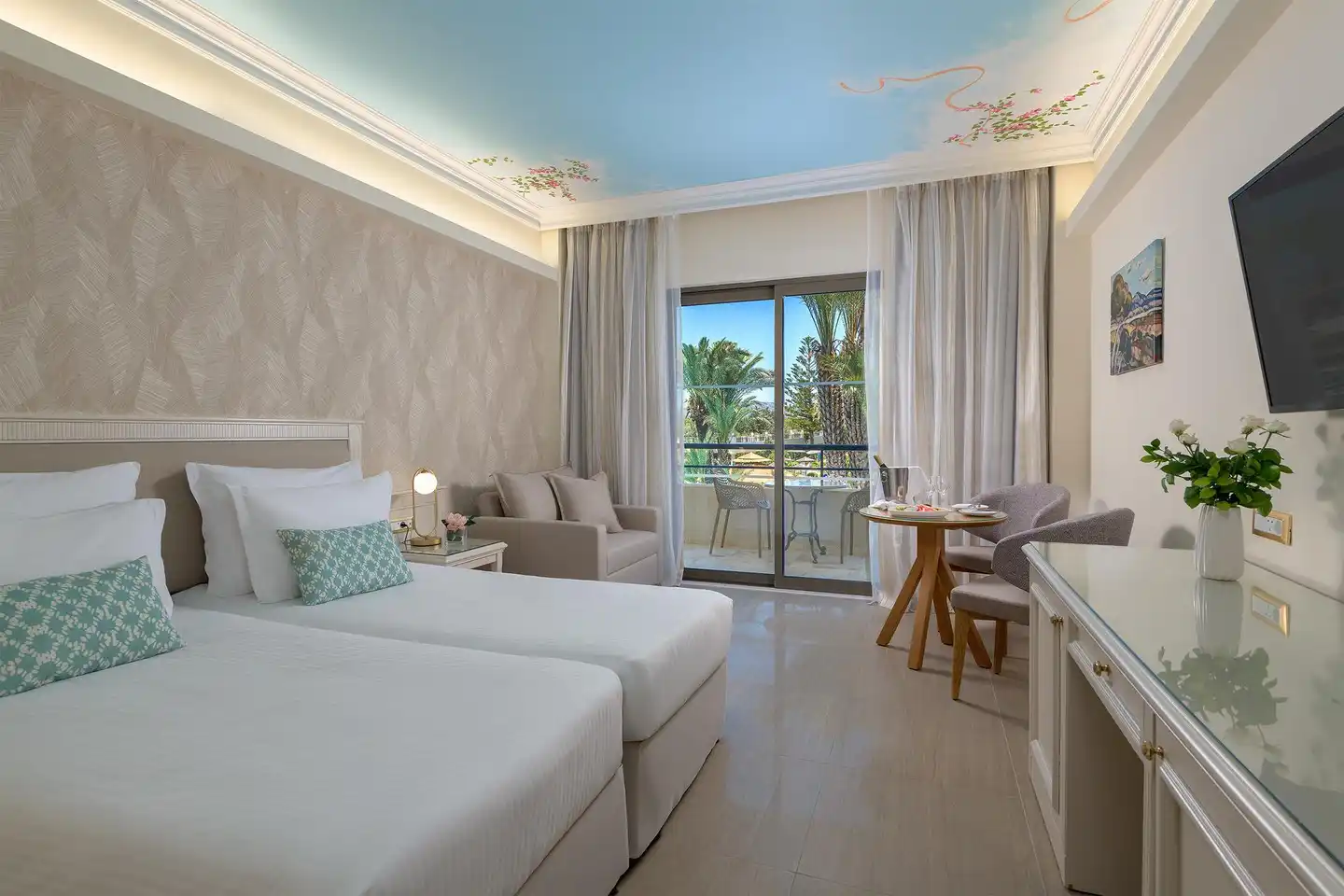Atrium Palace Thalasso Spa Resort & Villas Wohnbeispiel