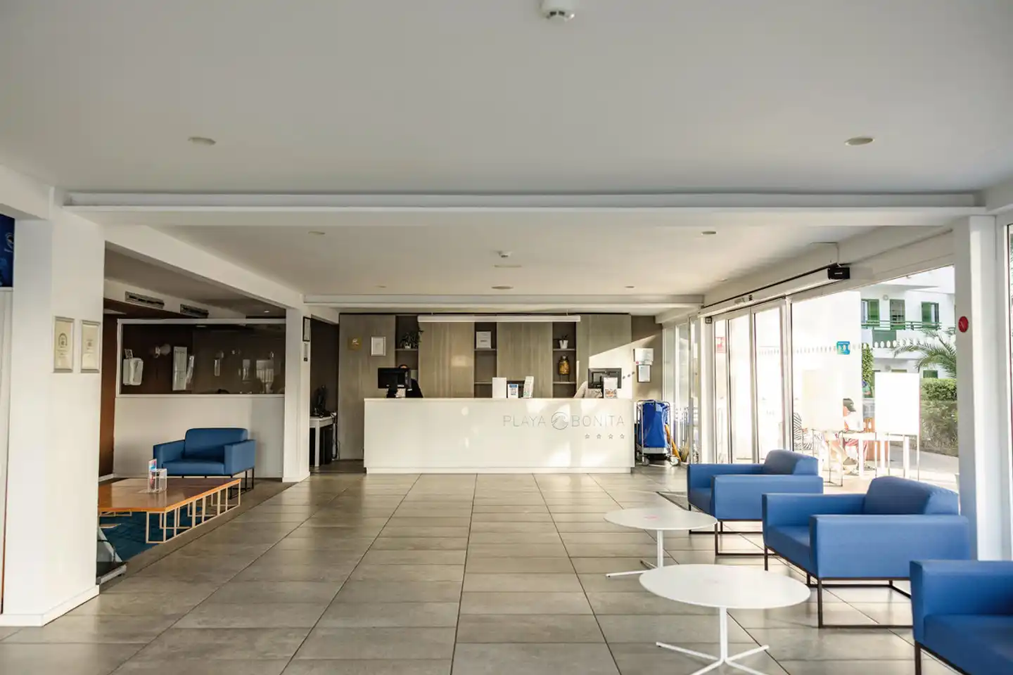 Servatur Playa Bonita Lobby