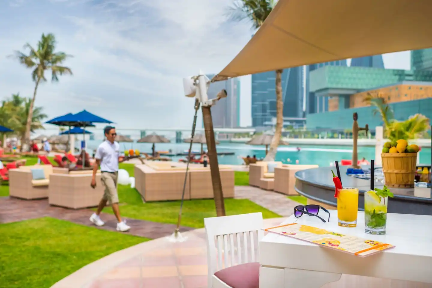 Beach Rotana Abu Dhabi Terrasse