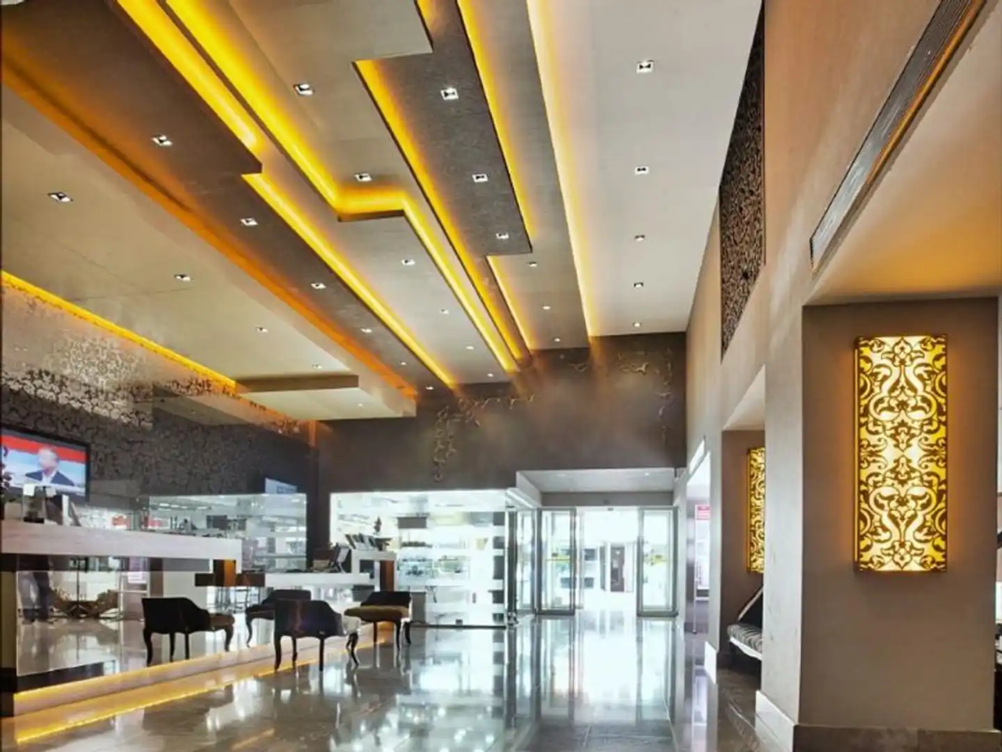 Carlton Hotel Lobby