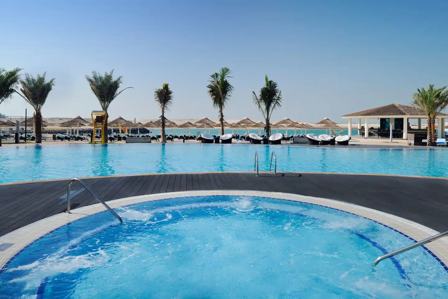 InterContinental Abu Dhabi Pool
