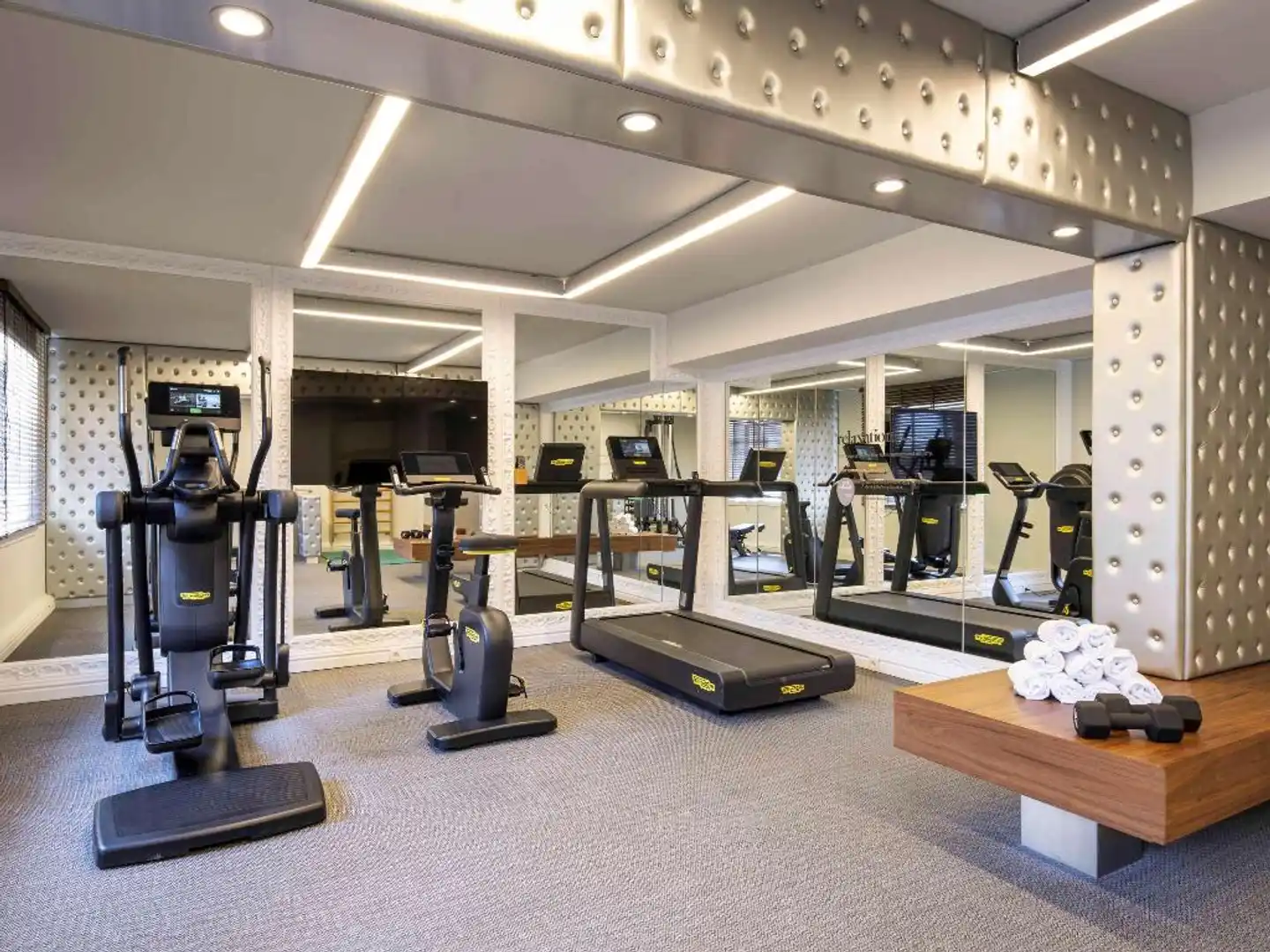 Le Louise Hotel Brussels - Mgallery Sport und Entertainment