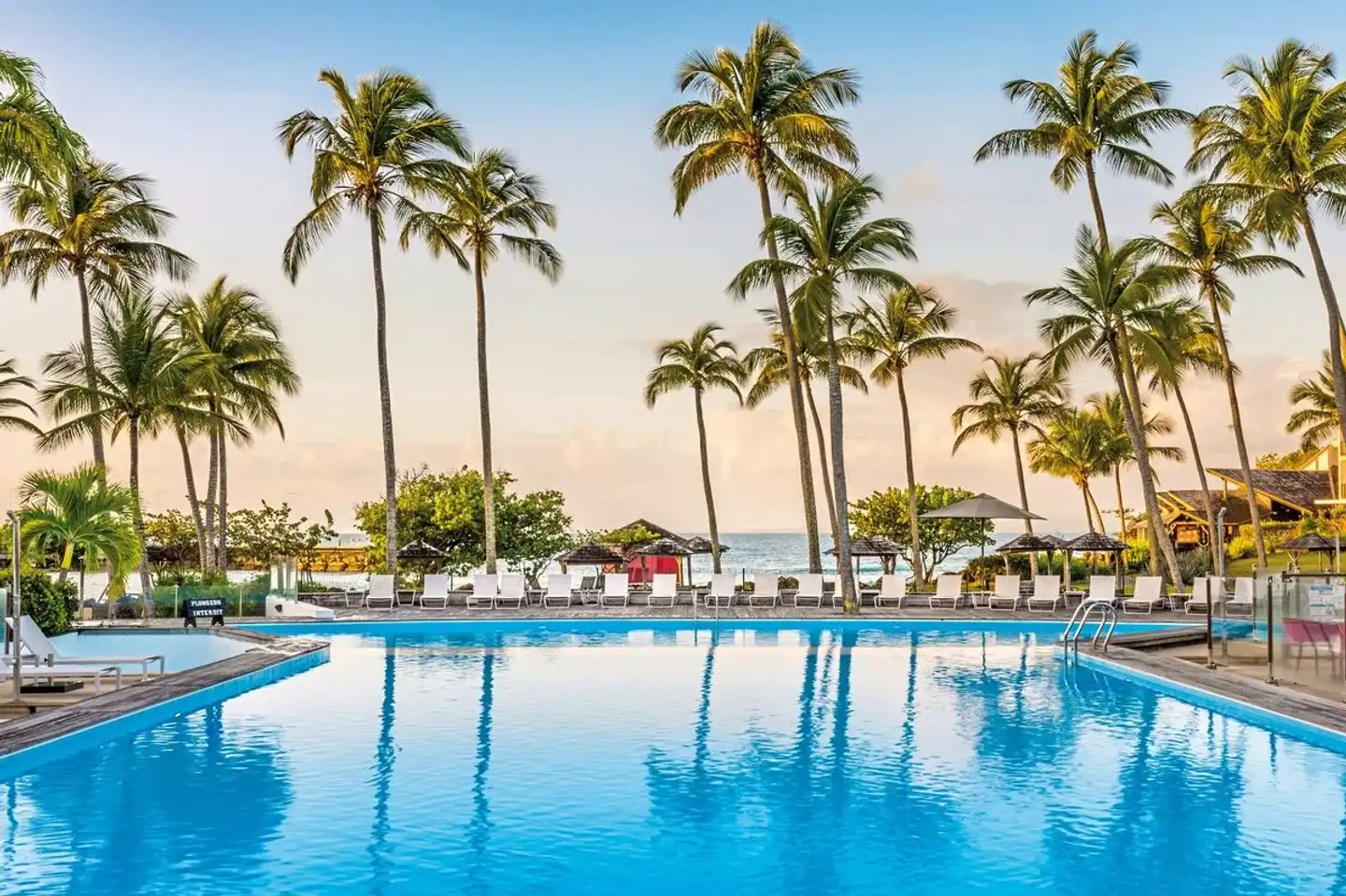 La Créole Beach Hôtel & Spa Pool
