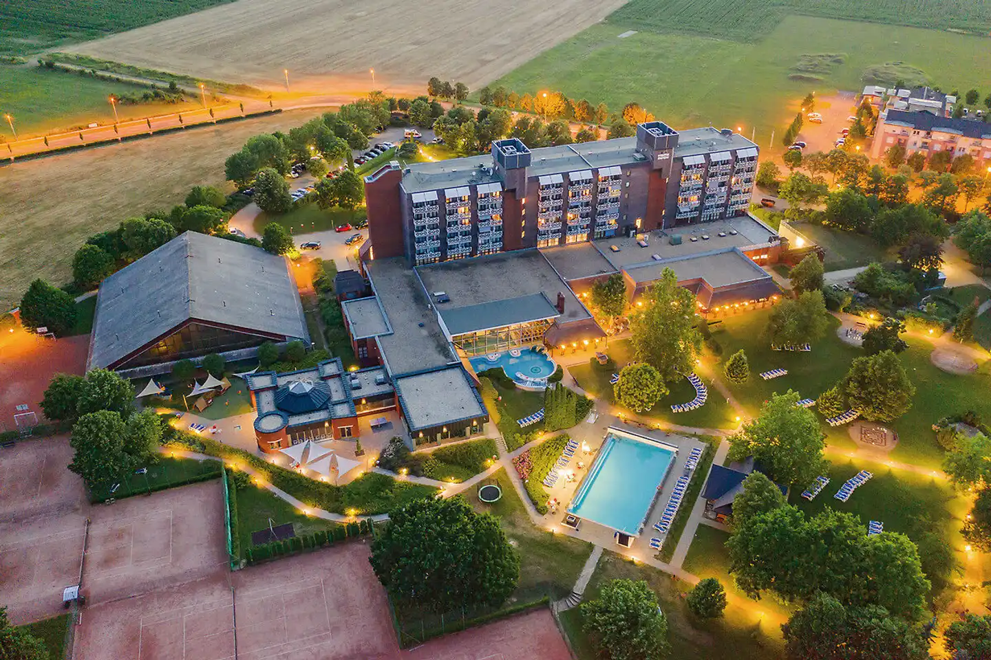 Danubius Hotel Bük Aussenansicht