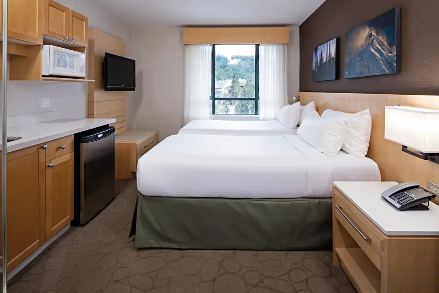 Delta Hotels by Marriott Whistler Village Suites Wohnbeispiel