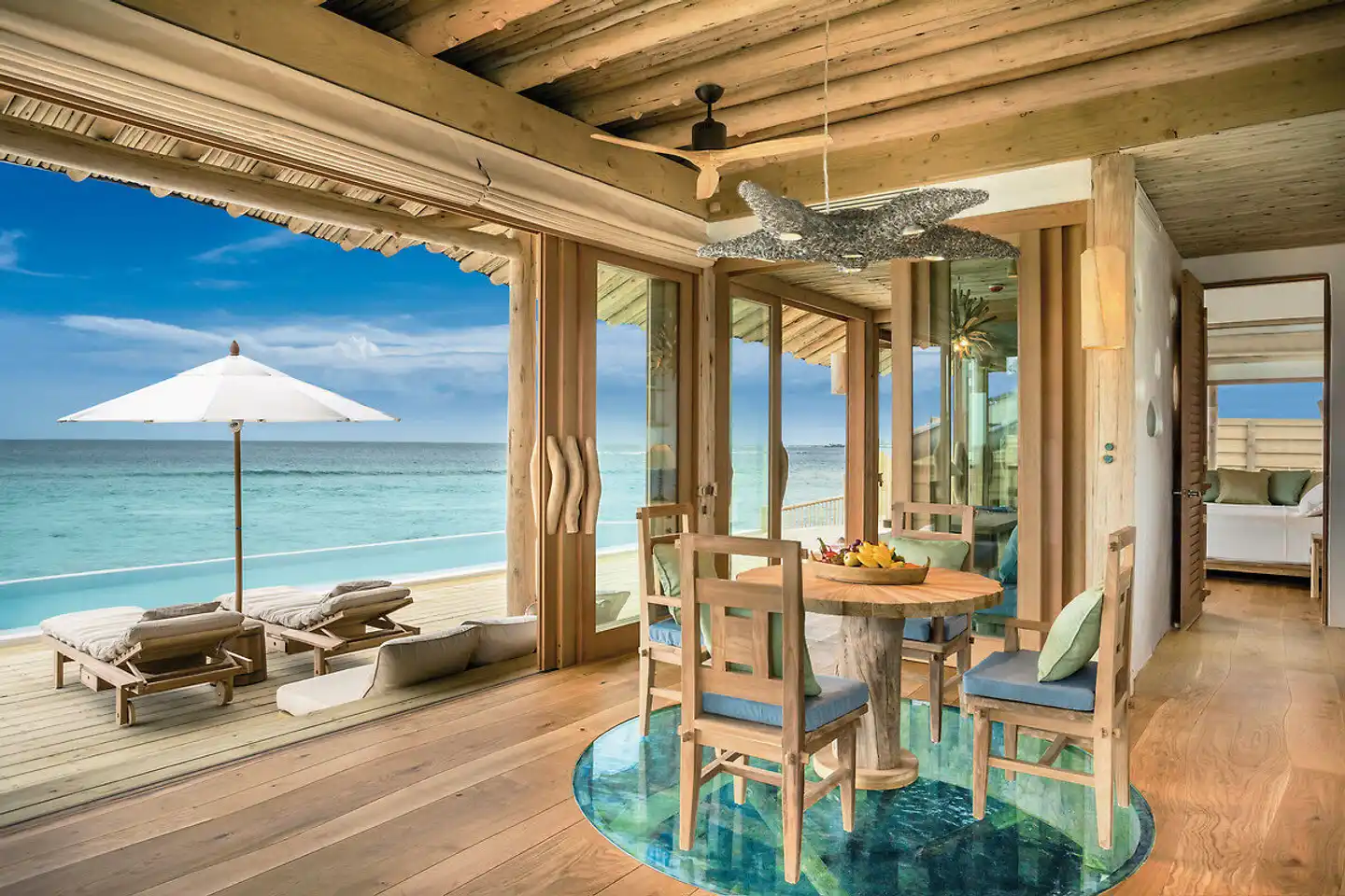 Soneva Fushi Hallenbad
