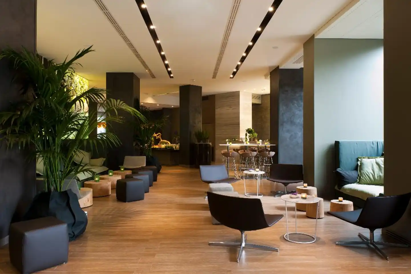 Starhotels Echo Lobby