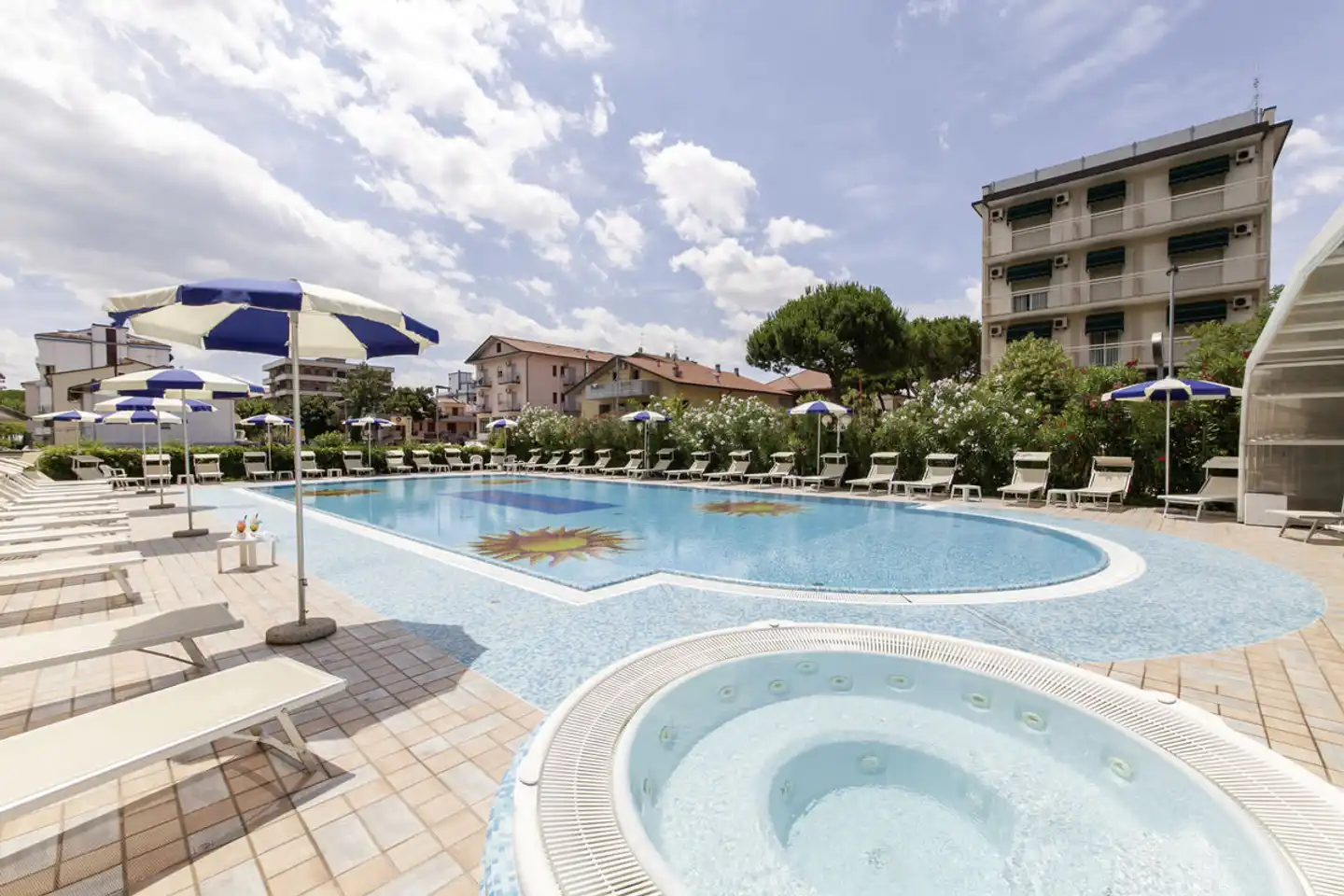 Universal Pool