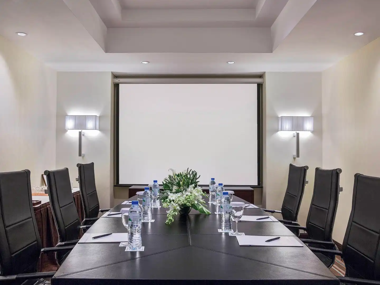 Mövenpick Grand Al Bustan Dubai Konferenz