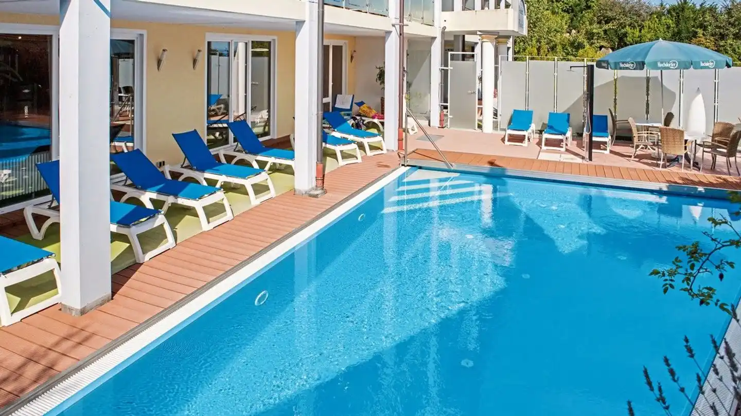 Vital- & Wellnesshotel Albblick Hallenbad