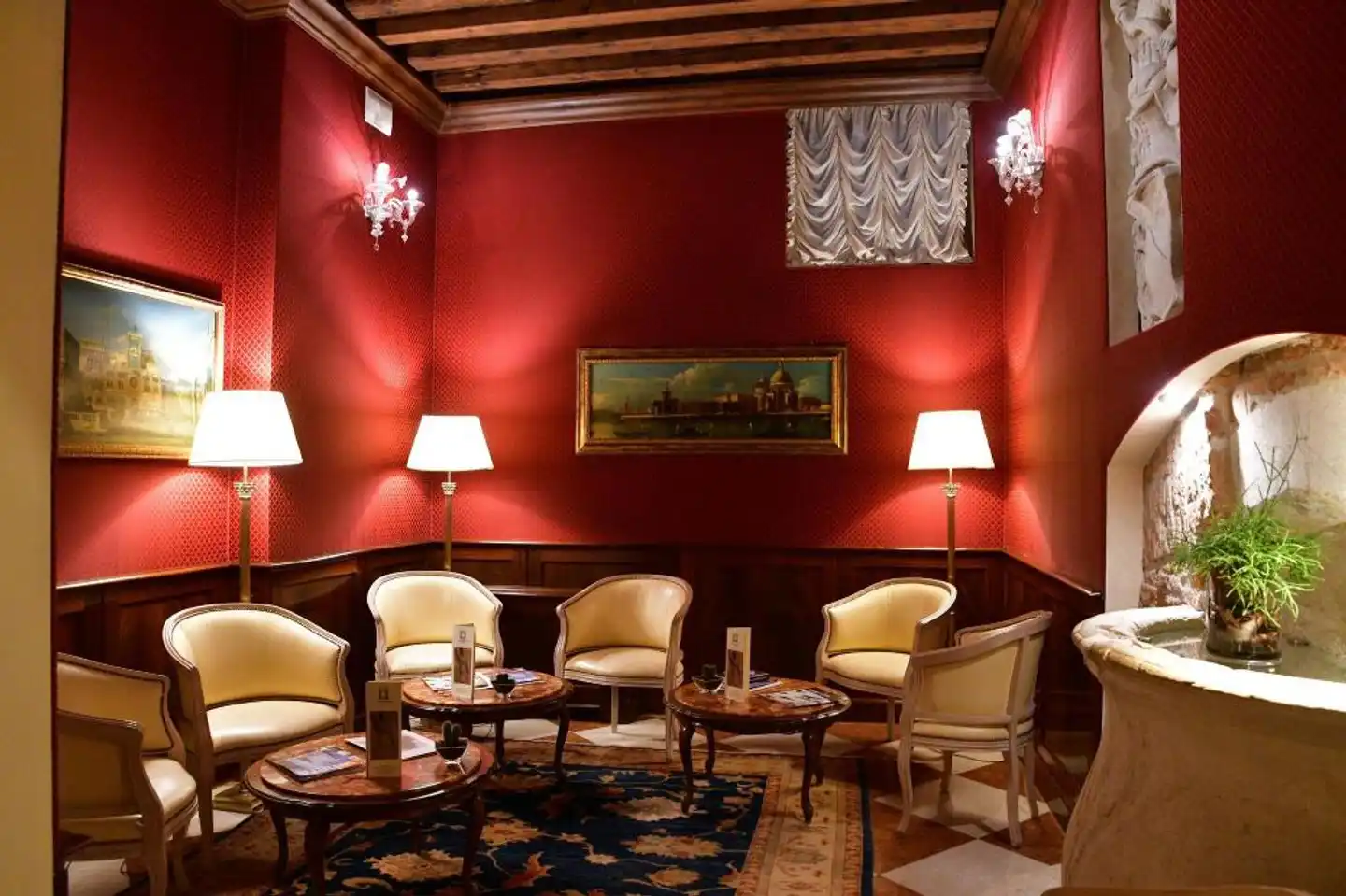 Duodo Palace Bar