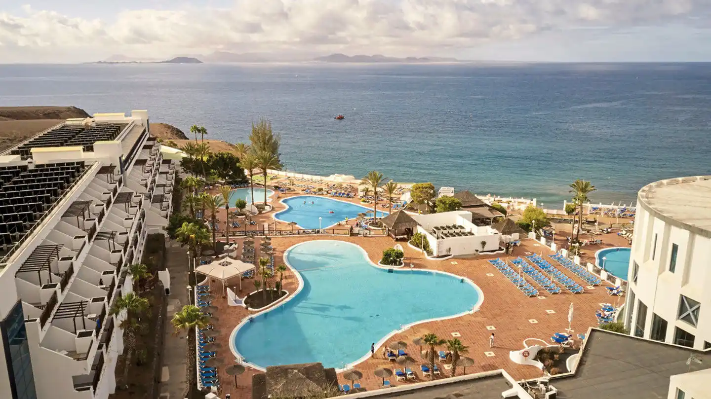 Sandos Papagayo Pool