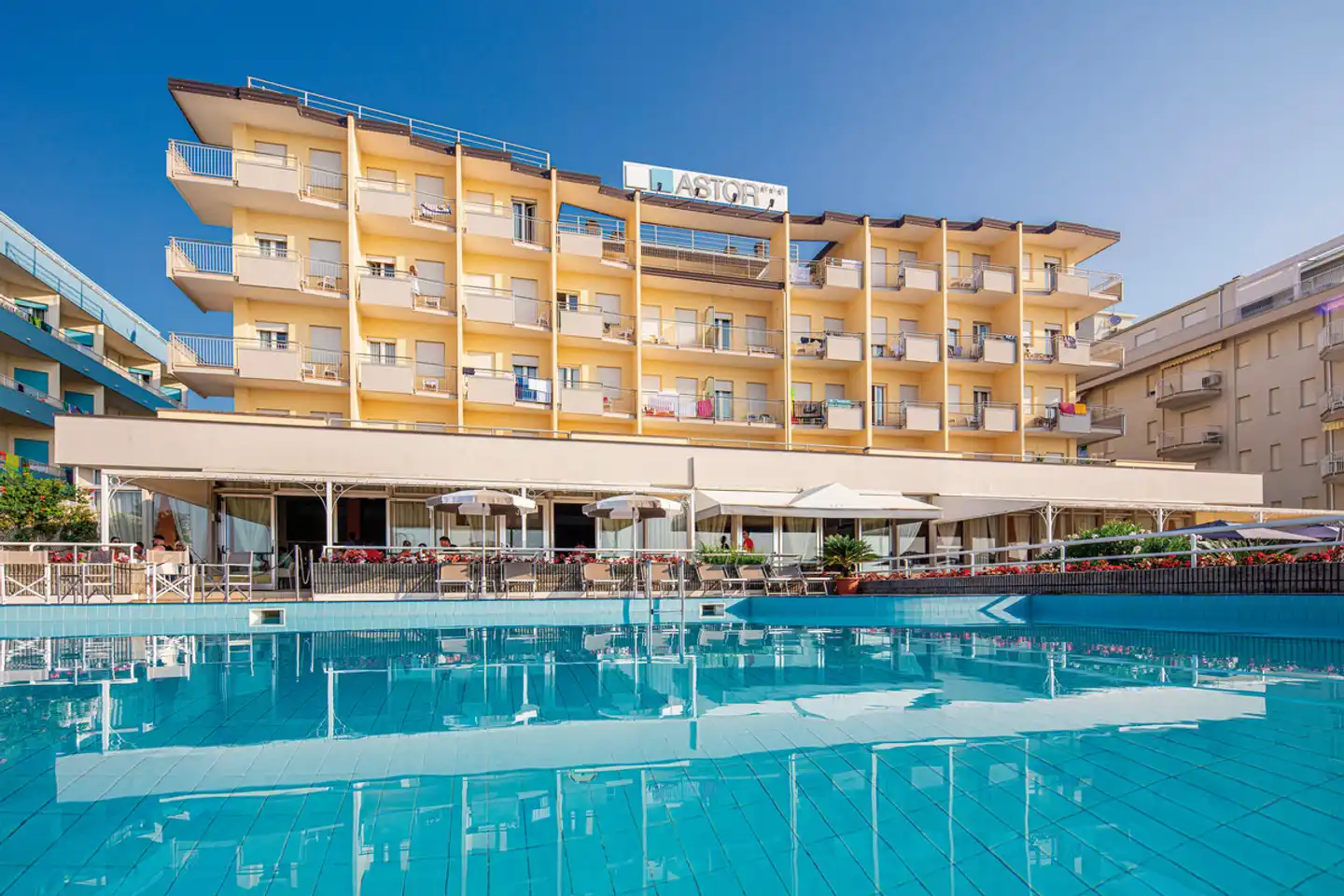Astor Pool