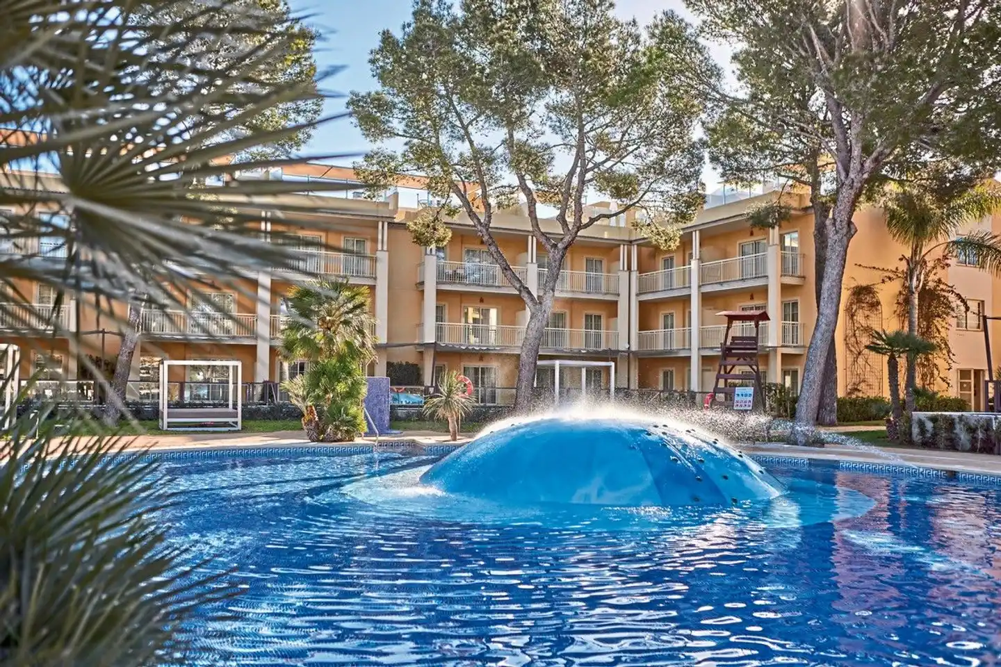 Zafiro Mallorca Pool