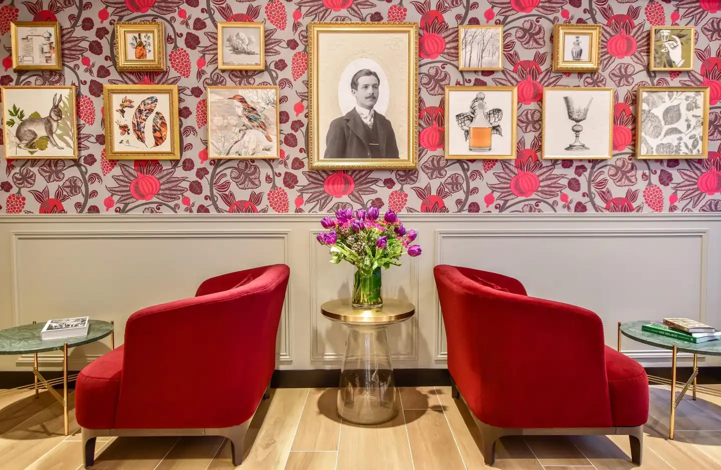 XO Hotel Bar