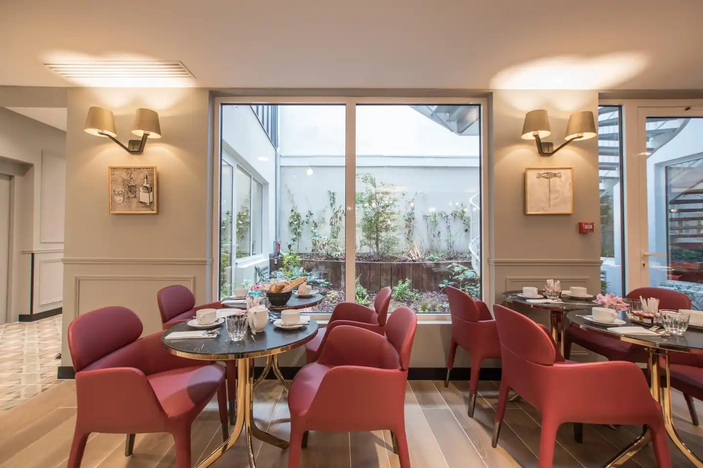 XO Hotel Restaurant