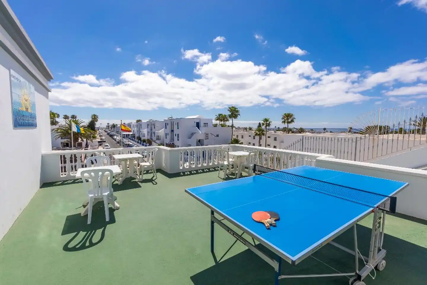 Apartamentos Corona Mar Pool