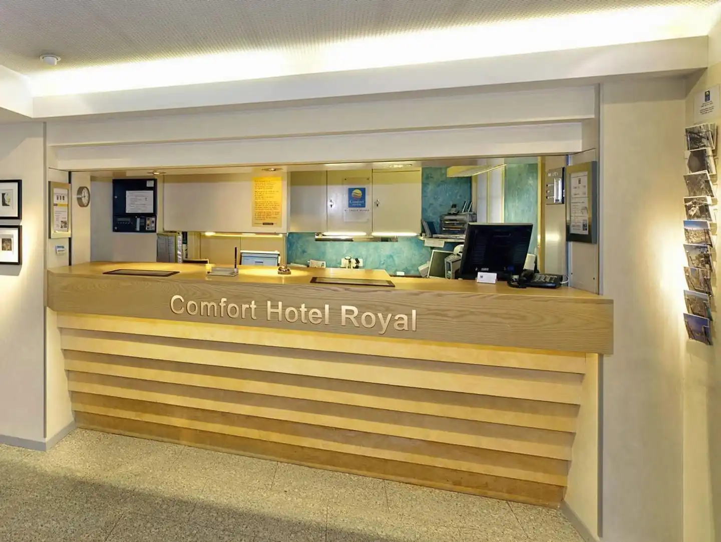 Royal Hotel Zurich Lobby