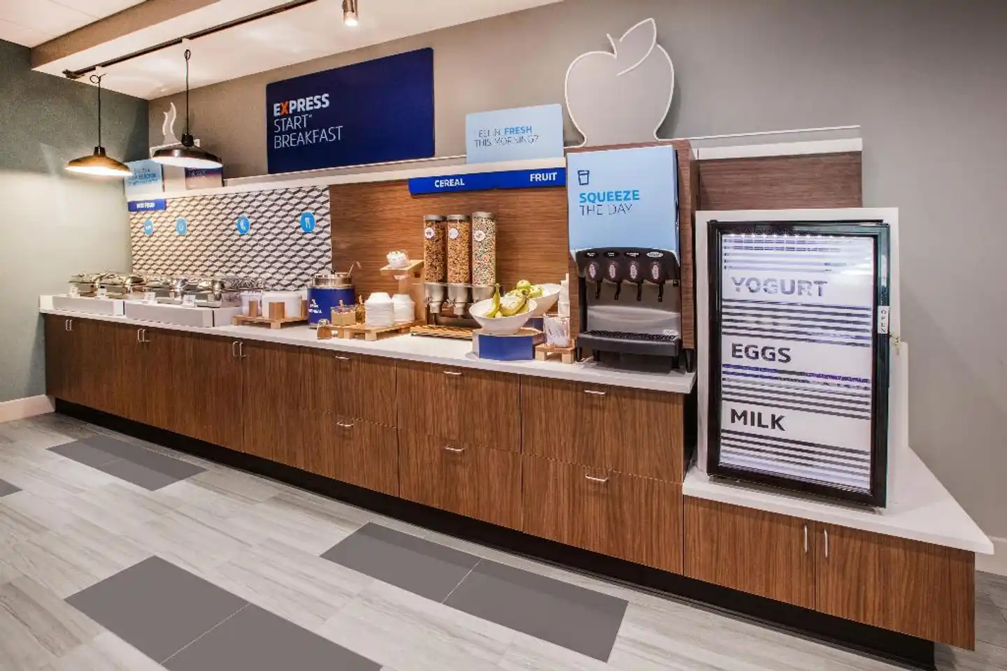 Holiday Inn Express-Nearest Universal Orlando Restaurant