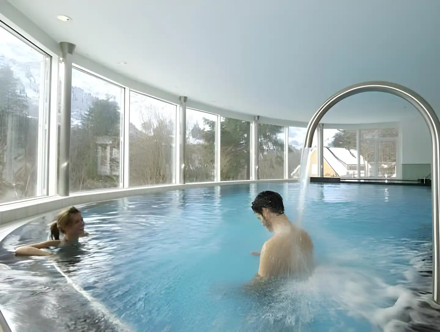 Waldegg Hallenbad