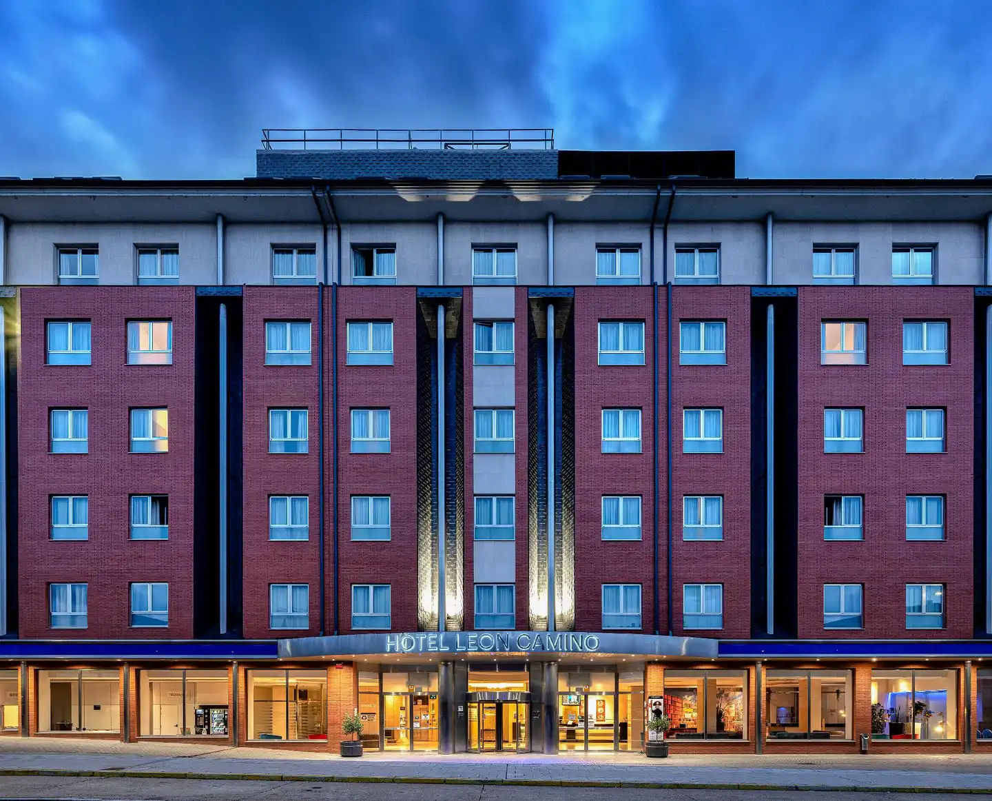 Hotel Leon Camino Affiliated by Melia Aussenansicht