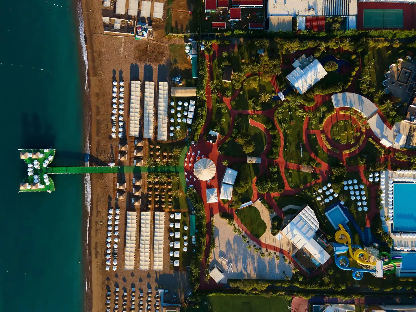 Miracle Resort Aussenansicht