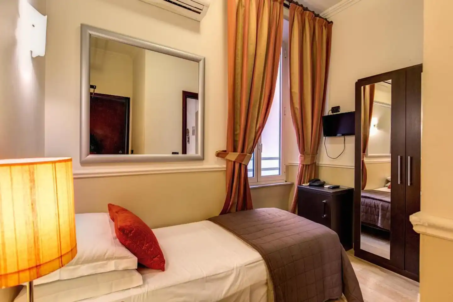 Everest Inn Rome Wohnbeispiel