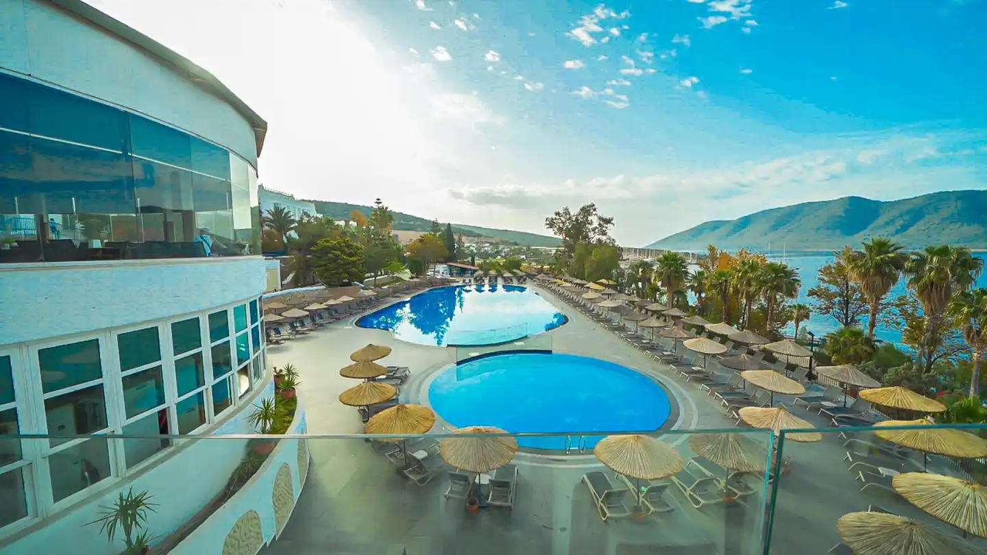 Bodrum Holiday Resort Pool