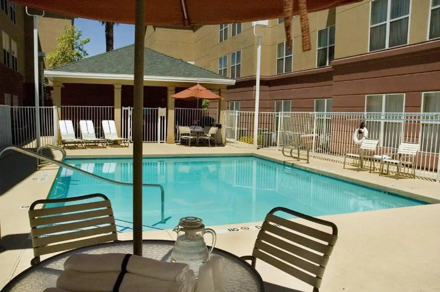 Homewood Suites by Hilton Phoenix-Biltmore Hallenbad