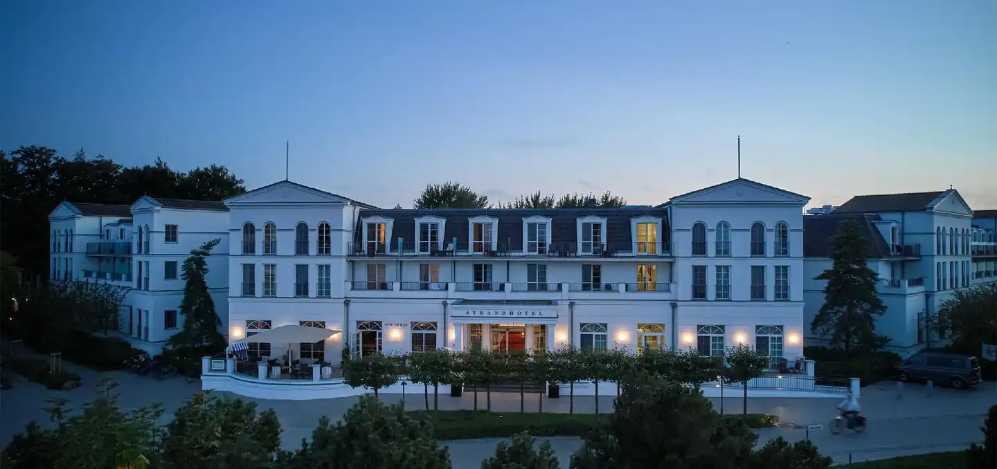 Strandhotel Zingst Aussenansicht