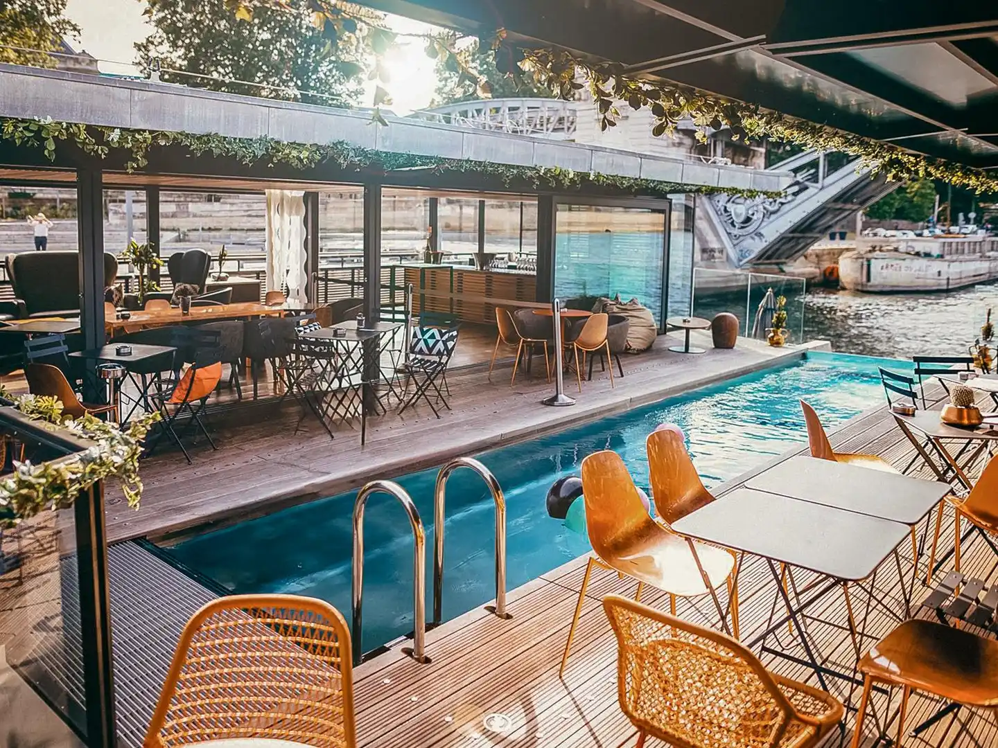 Hotel OFF Paris Seine Terrasse