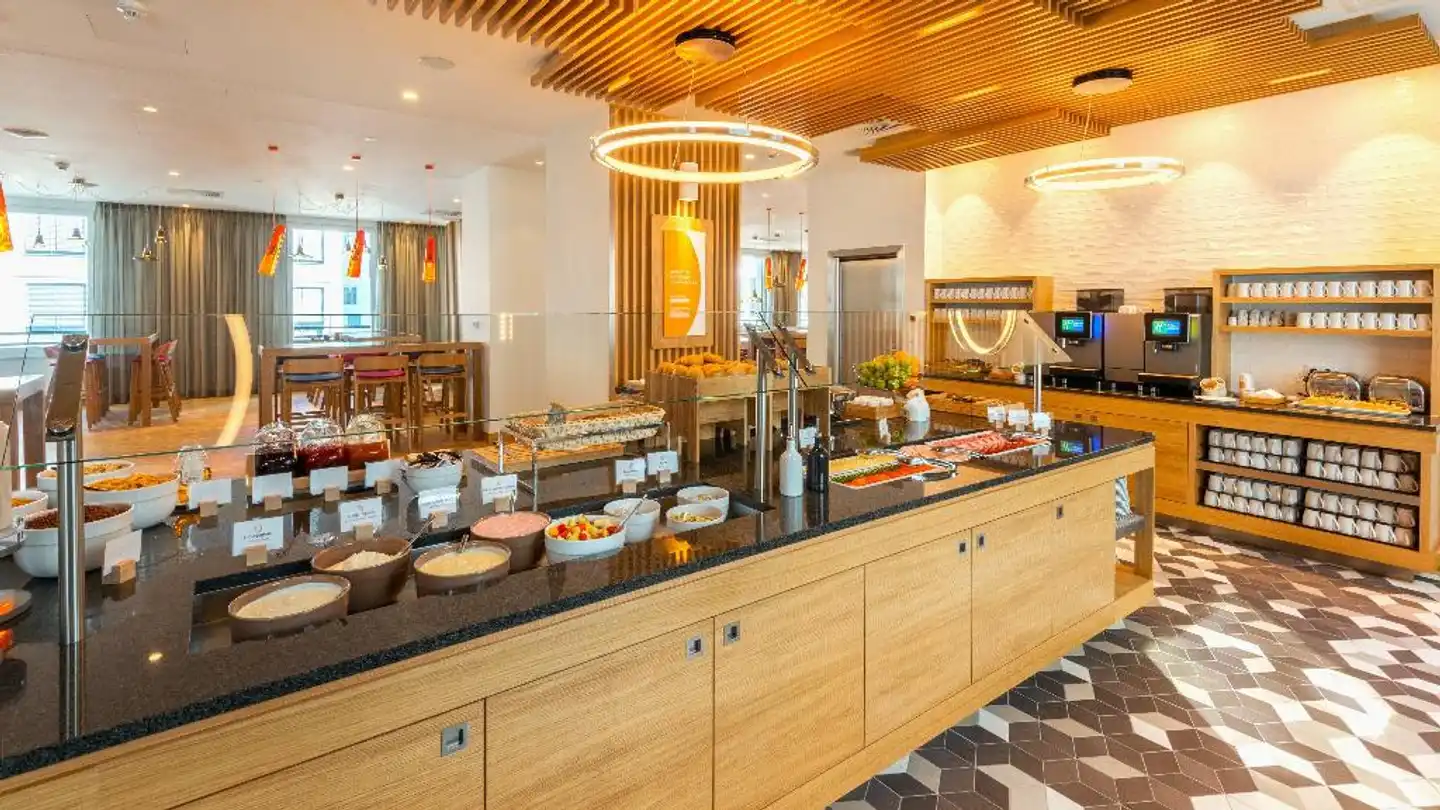 Holiday Inn Express Munich City West Restaurant