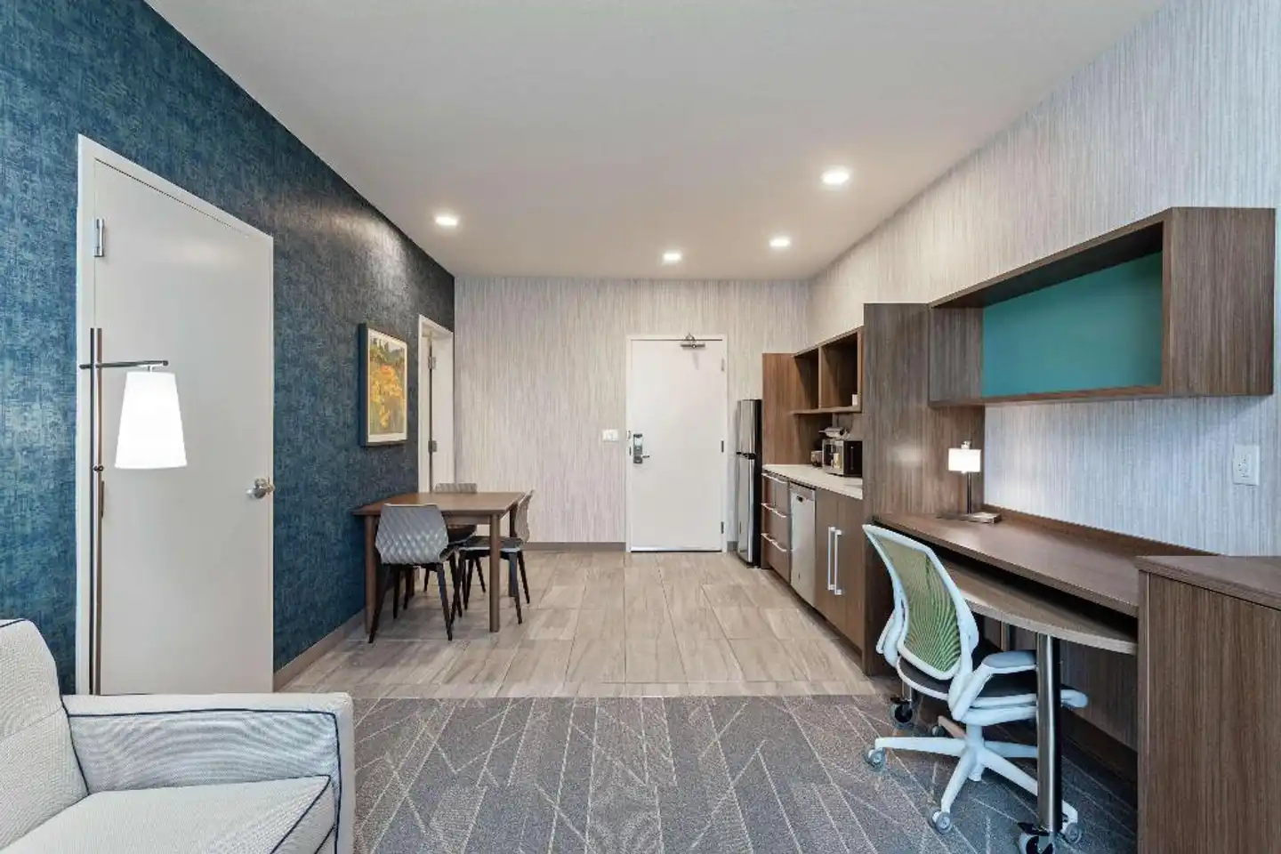 Home2 Suites by Hilton Temecula Lobby