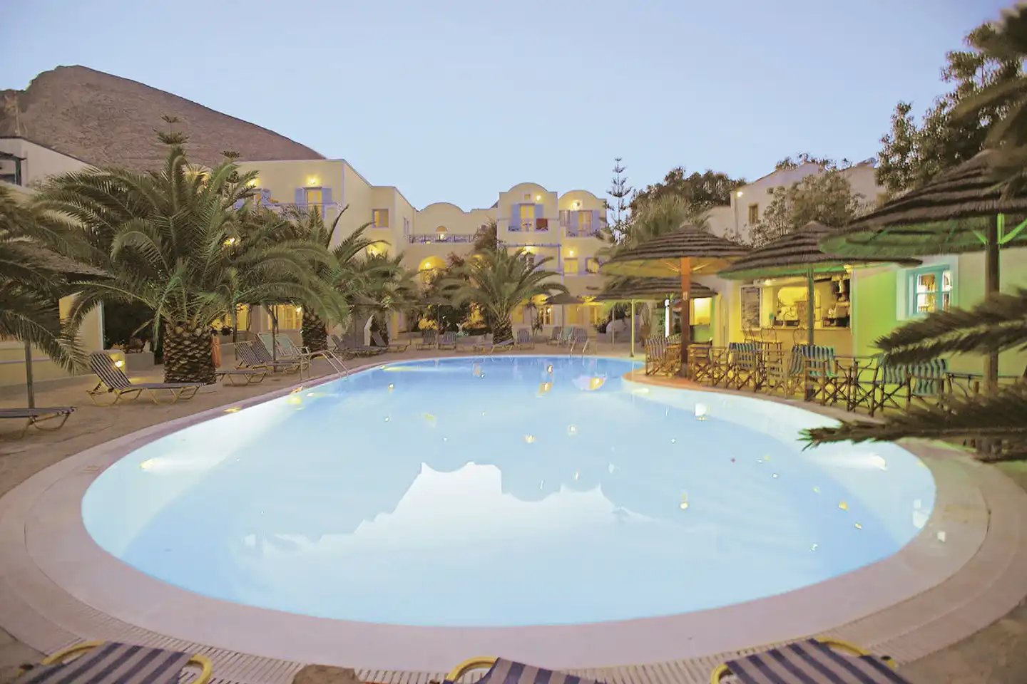 Zephyros Pool