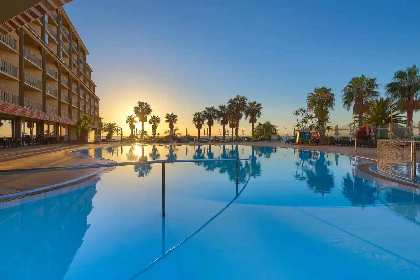 The Views Oásis Pool
