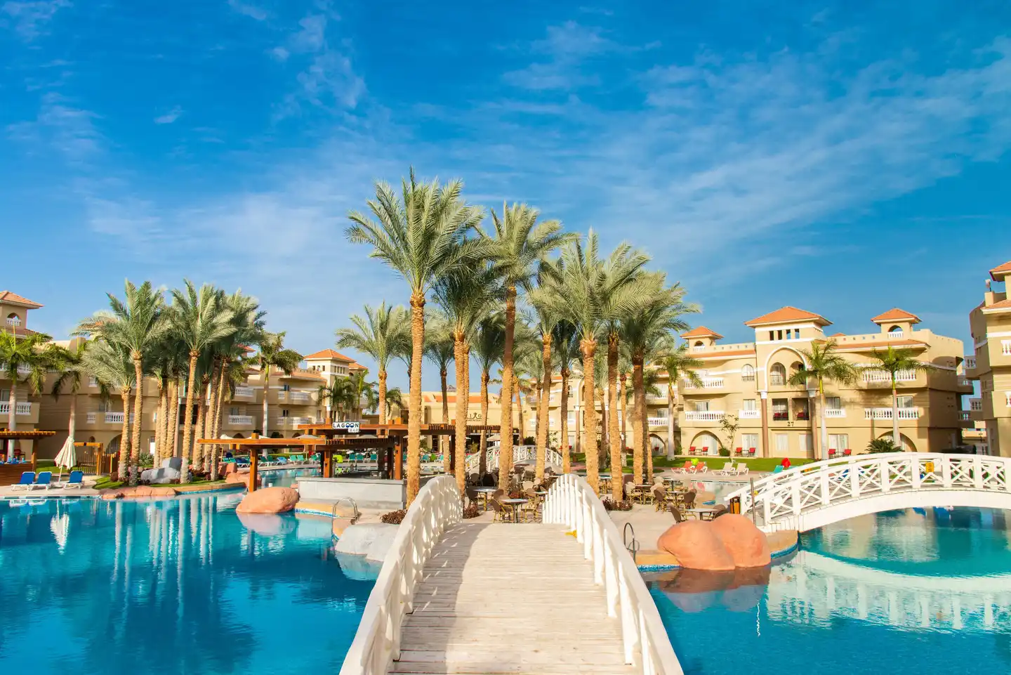 Rixos Premium Seagate Pool