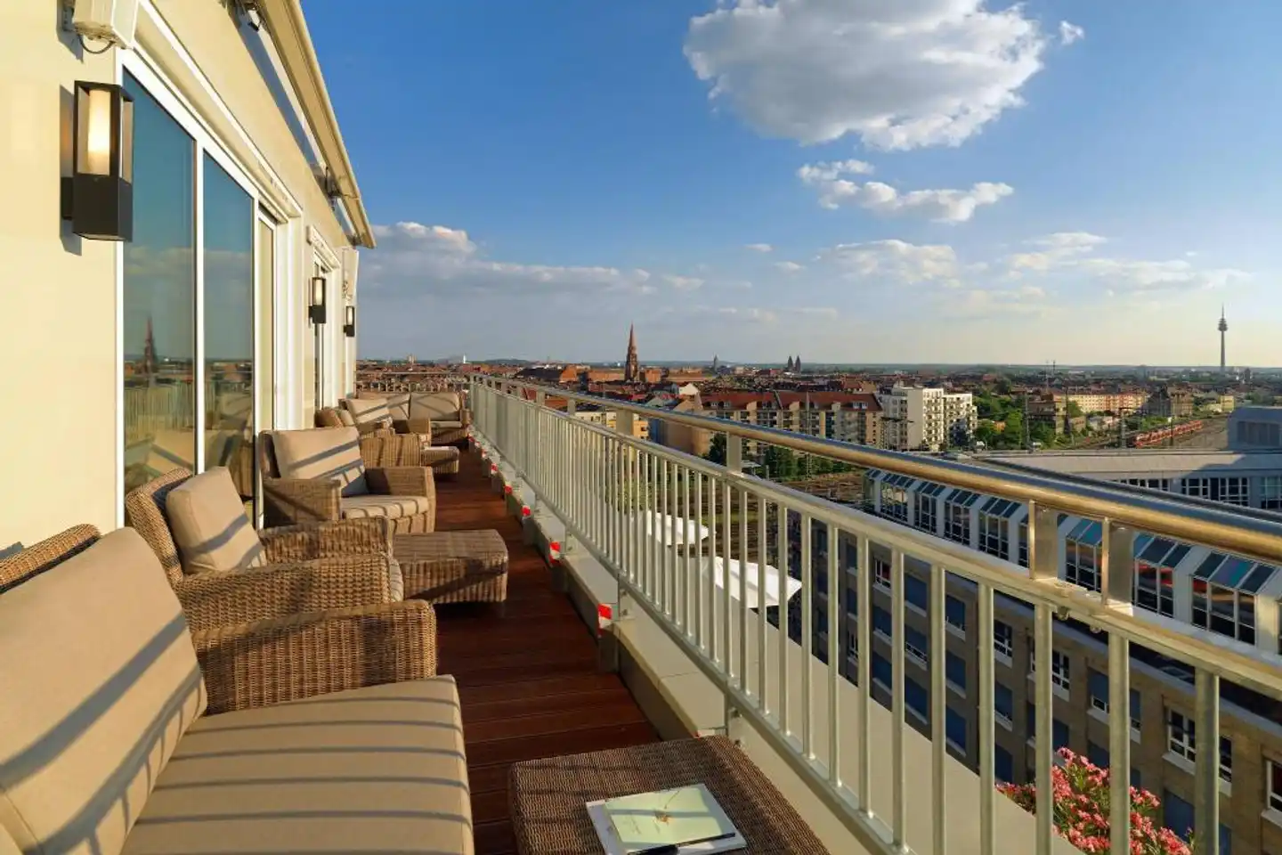 Sheraton Carlton Nuernberg Terrasse