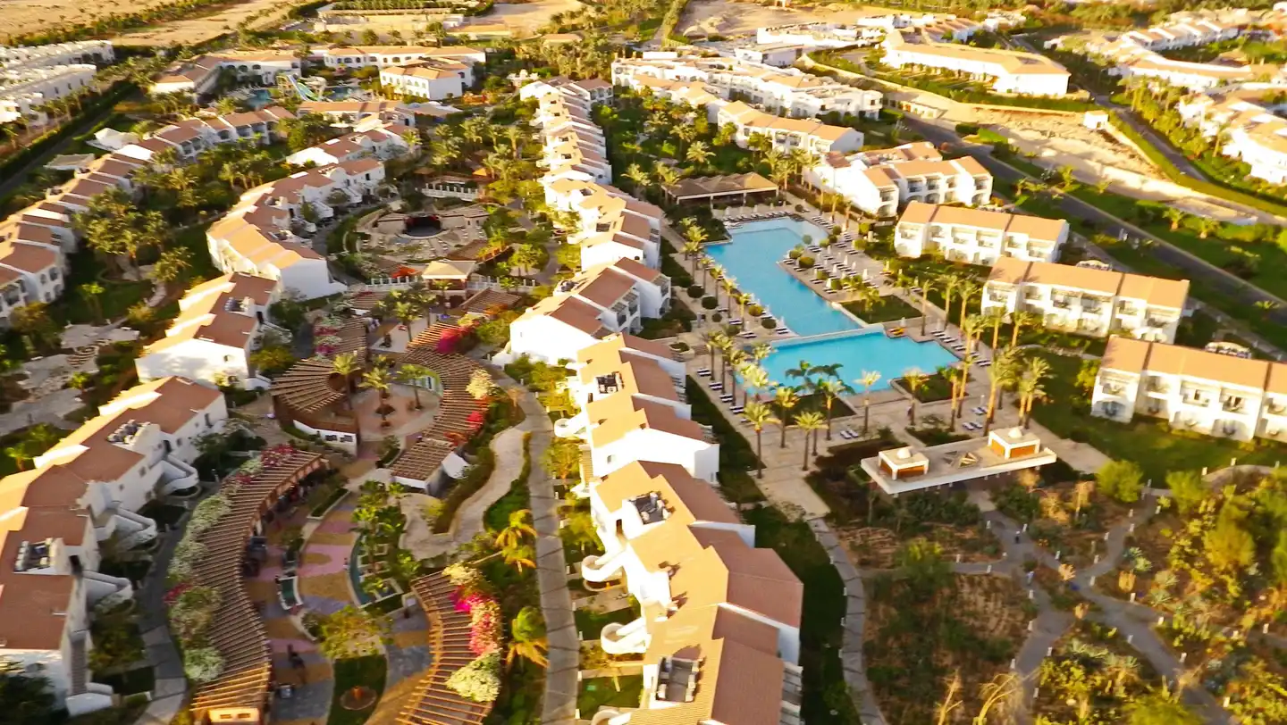Reef Oasis Blue Bay Resort & Spa Aussenansicht