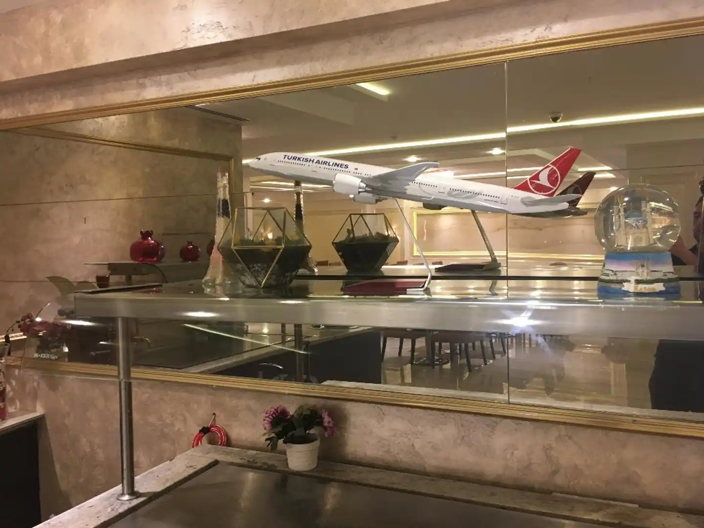 Laleli Gonen Hotel Lobby