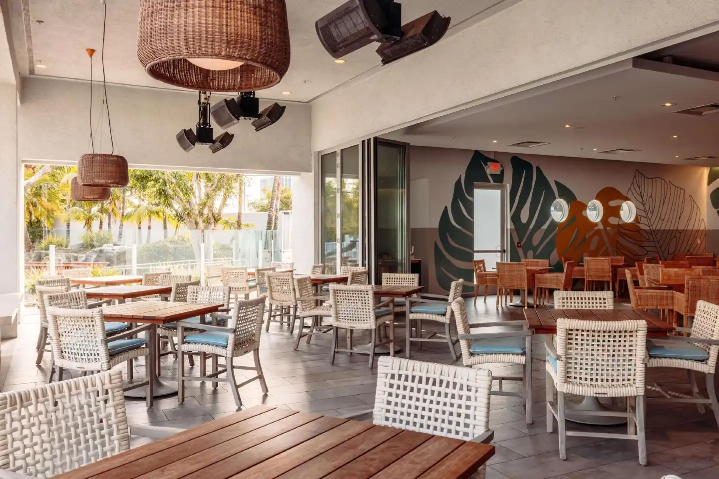 Hotel MdR Marina del Rey - a DoubleTree by Hilton Restaurant