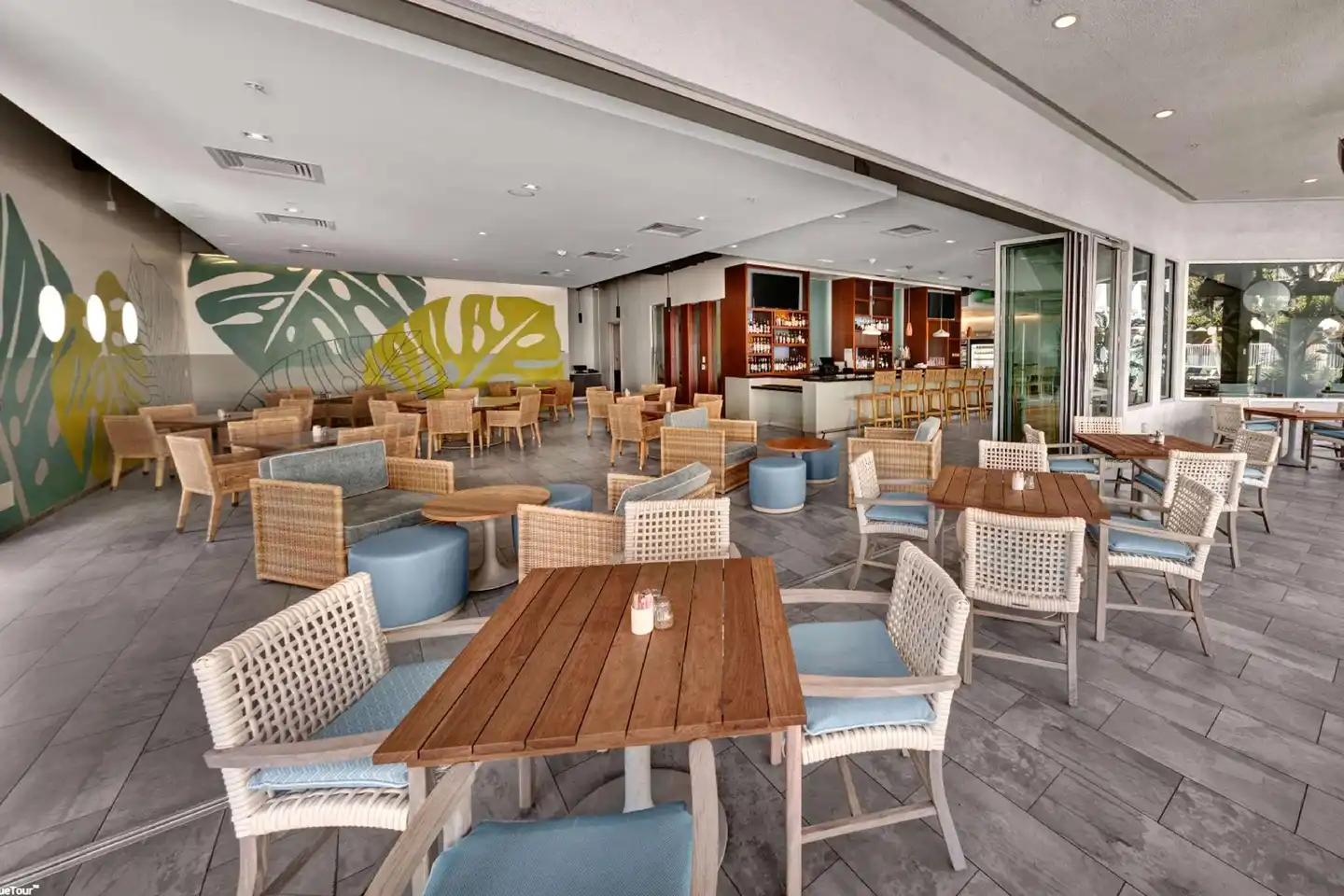 Hotel MdR Marina del Rey - a DoubleTree by Hilton Bar
