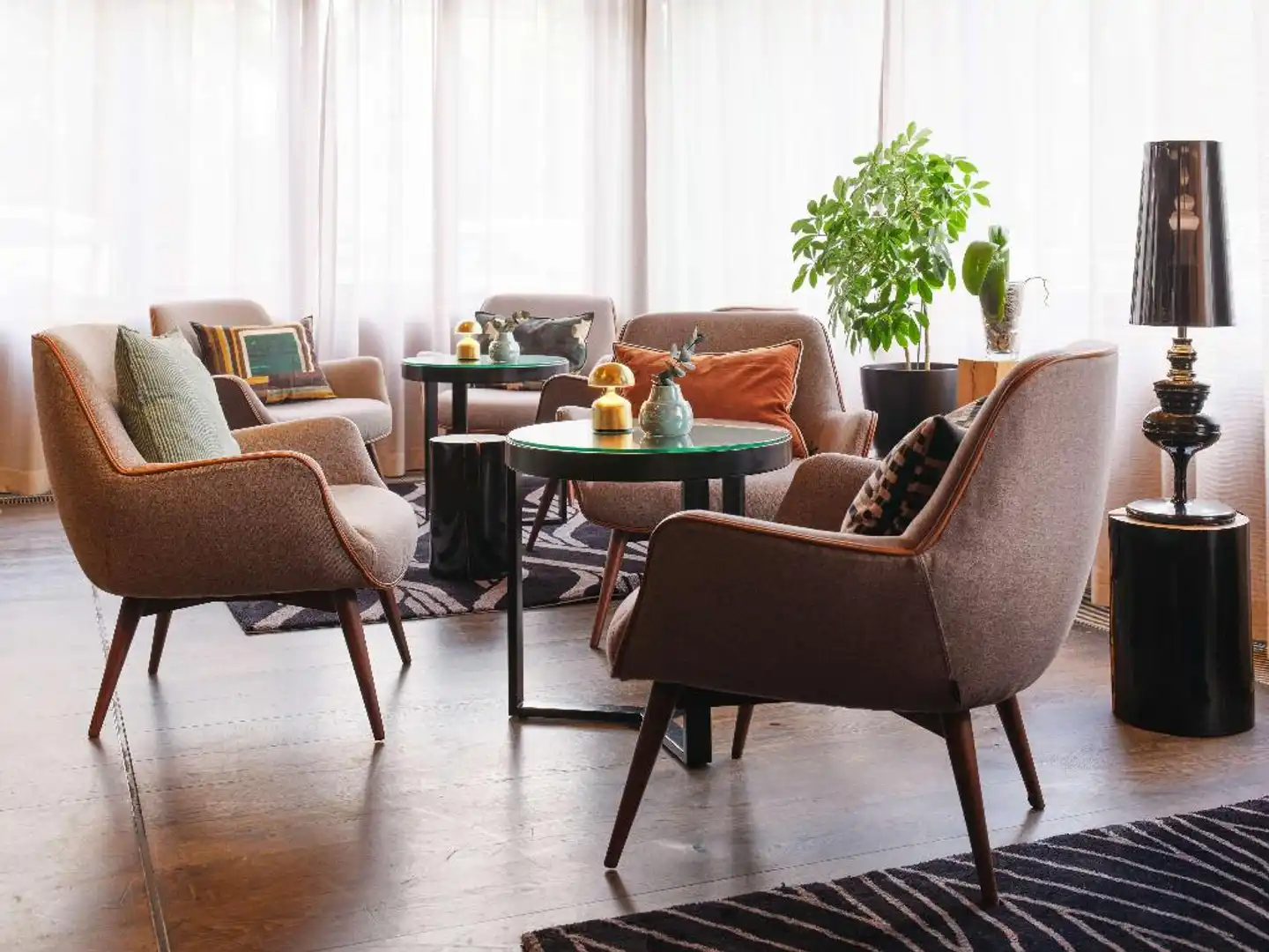 Adina Apartment Hotel Berlin Mitte Lobby