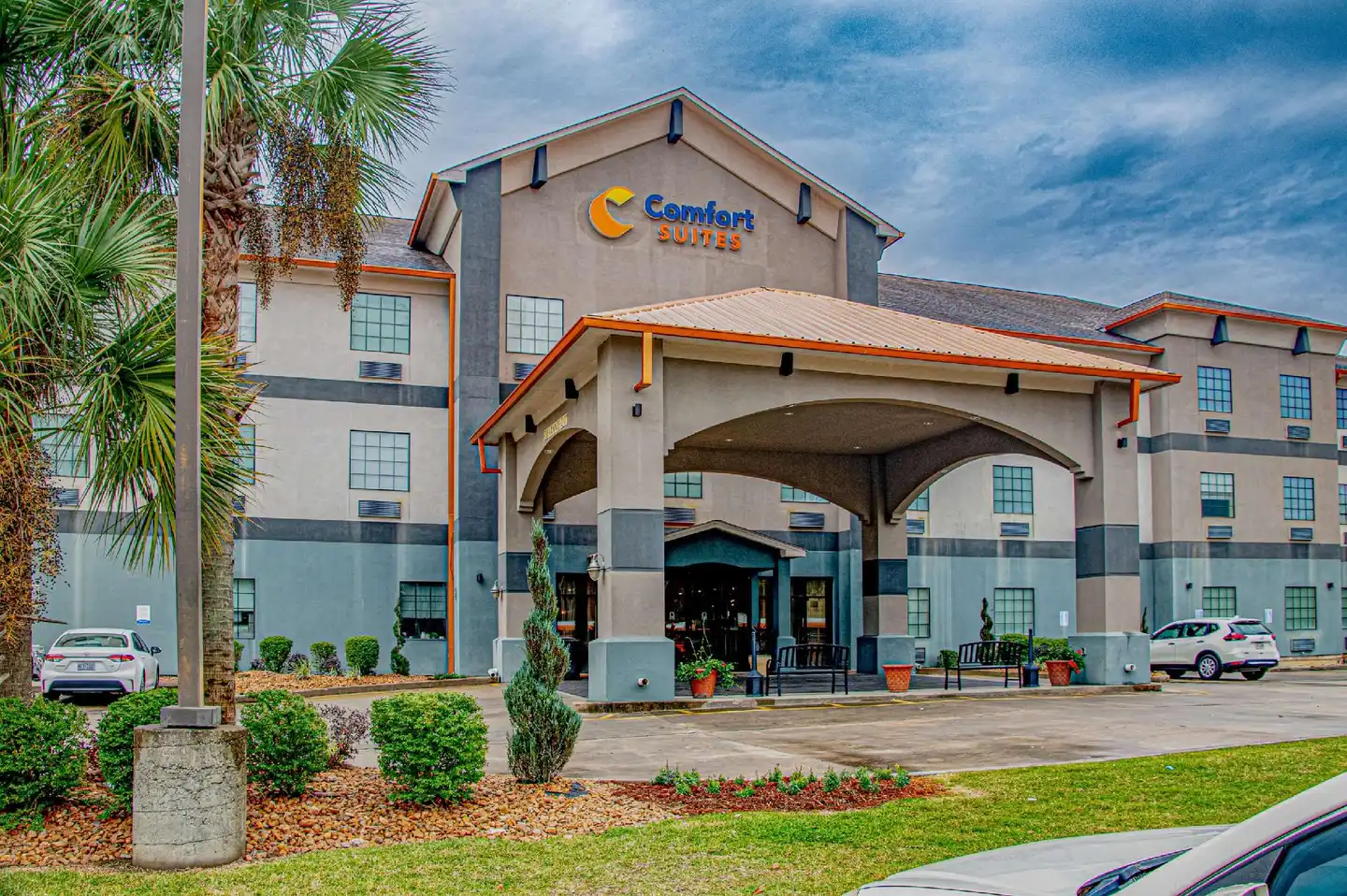 Comfort Suites Oil Center Lafayette Aussenansicht