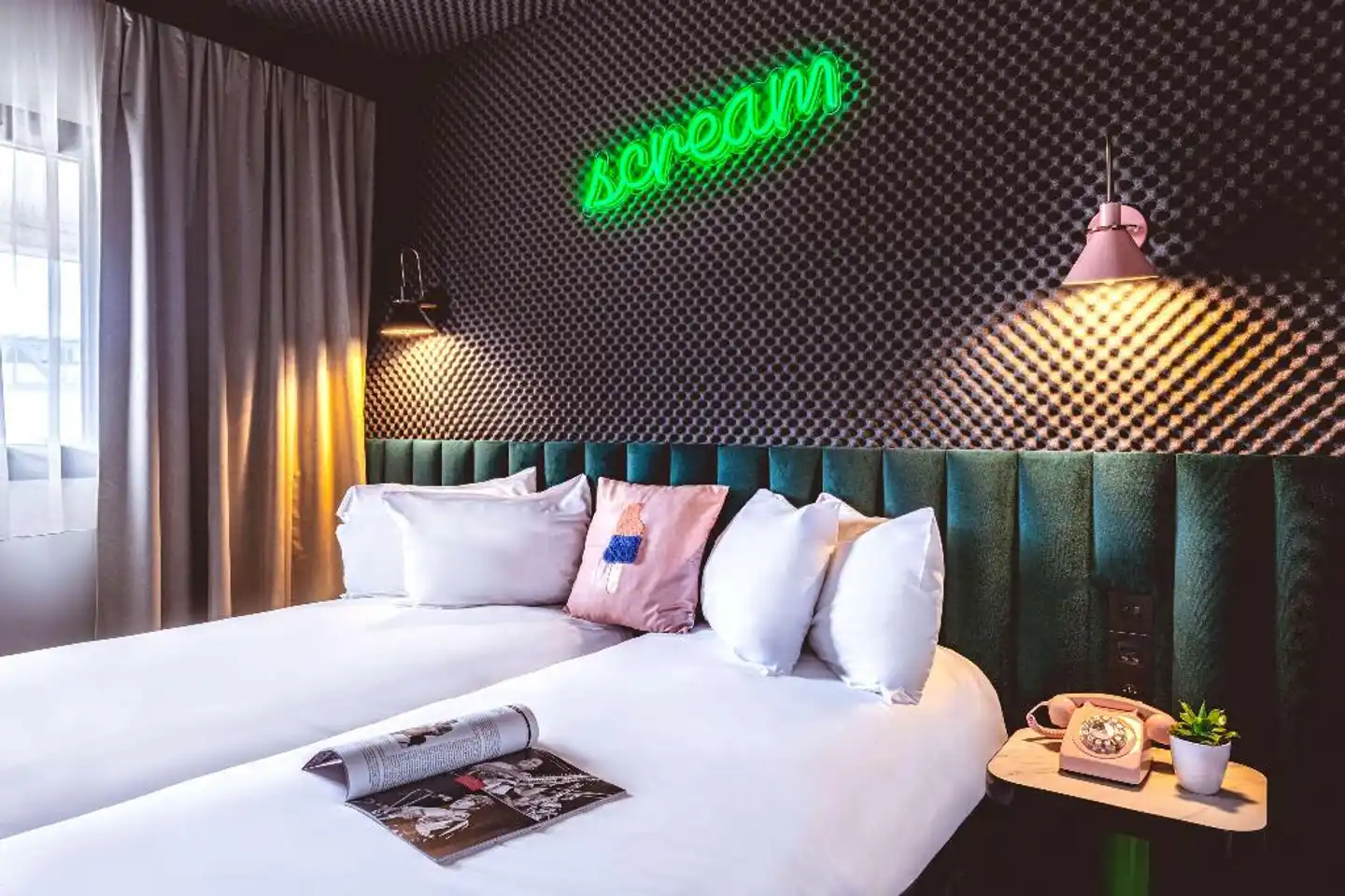 Le ReMIX Hotel Lobby